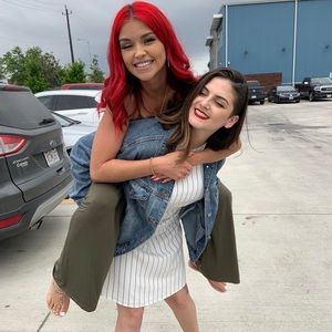 Meet your Posher, Rachel